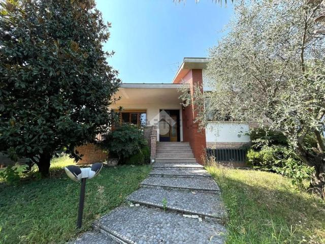 Casa in vendita a Urgnano, Bergamo