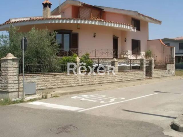 Casa in vendita a Uras, Sardigna/Sardegna