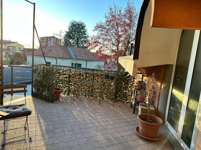 Casa in vendita a Moncucco, Brugherio