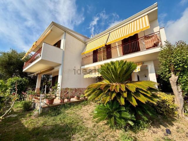 Casa in vendita a Calabria, Cosenza