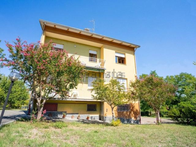 Casa in vendita a Monticelli, Quattro Castella