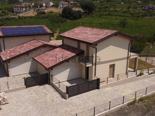 Casa in vendita a Montecchia Di Crosara, Veneto