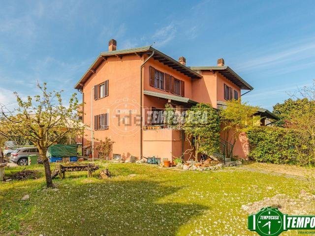 Casa in vendita a Torre D'isola, Lombardia