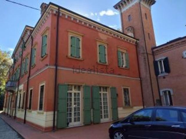 Casa in vendita a Ferrara, Reggio Emilia