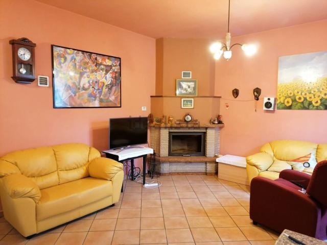 Casa in vendita a Sant'Antonio, Marche