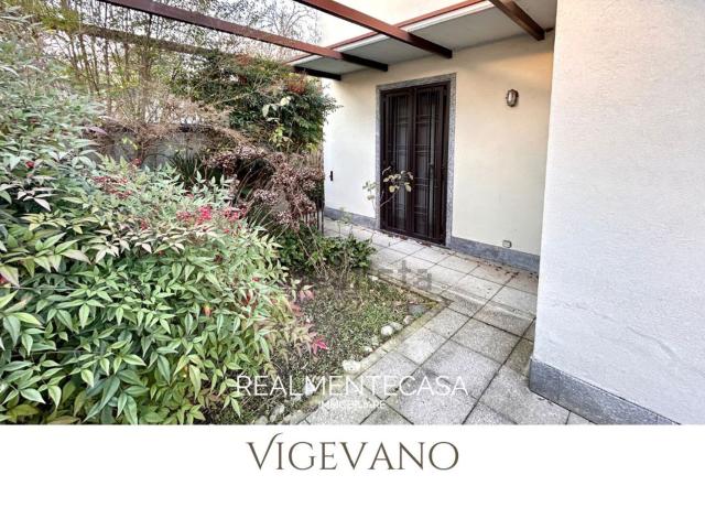 Casa in vendita a Piccolini, Vigevano