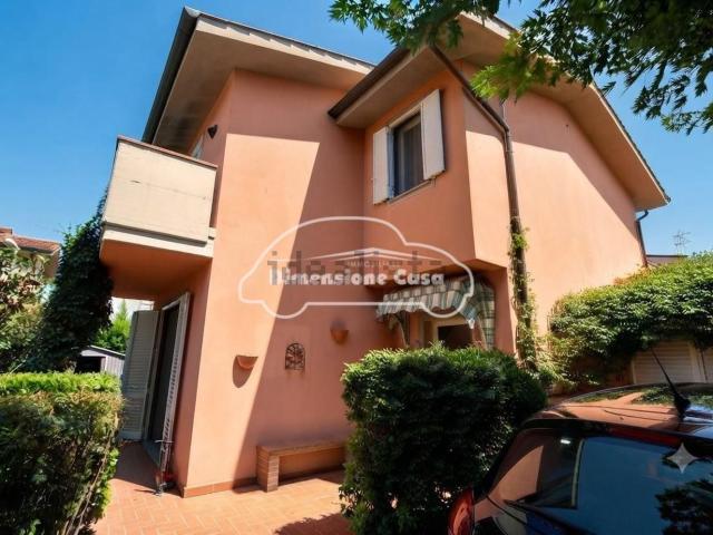 Casa in vendita a Tempagnano di Lunata, Lucca