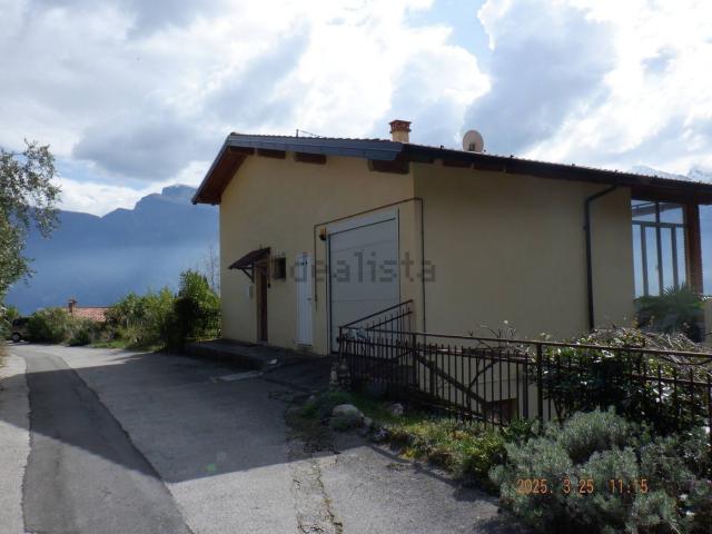 Casa in vendita a Comunità Montana Parco Alto Garda bresciano, Tremosine