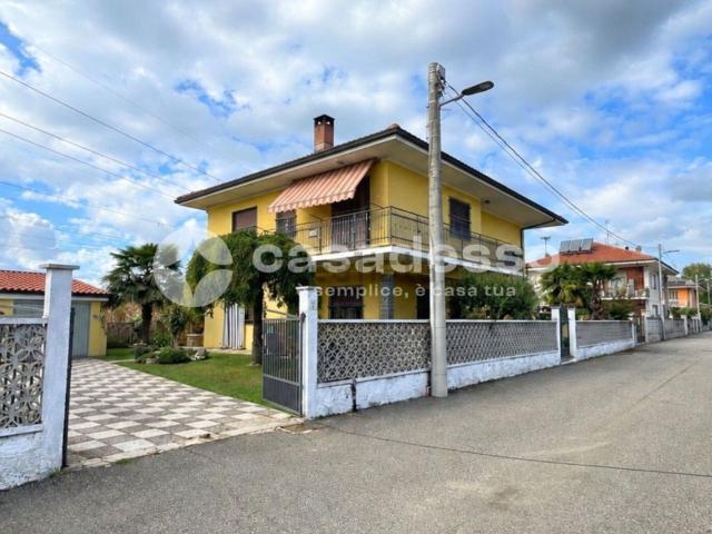 Casa in vendita a Garavoglie, Livorno Ferraris