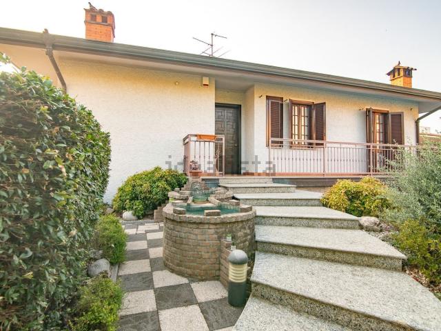 Casa in vendita a Grezzago, Milano