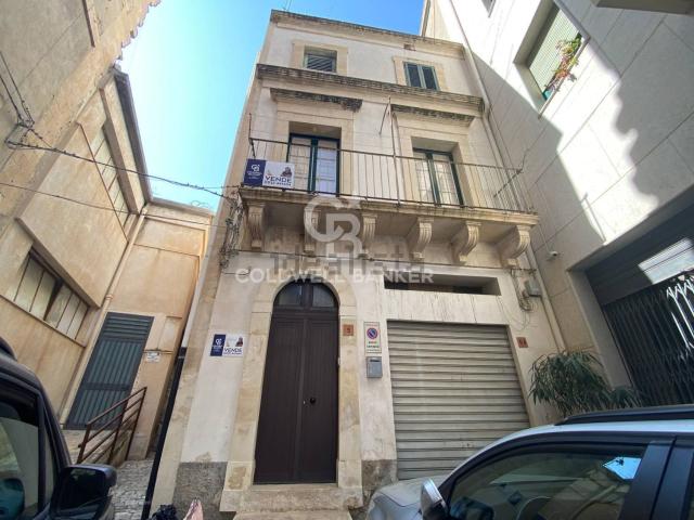 Casa in vendita a Balata, Cava D'aliga