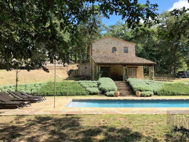 Casa in vendita a Umbertide, Umbria
