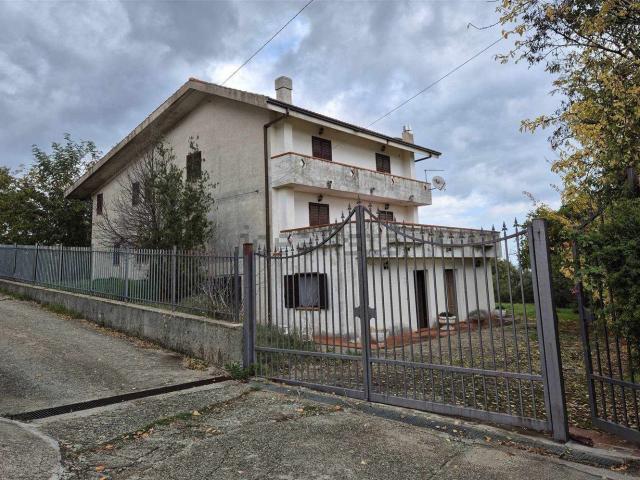 Casa in vendita a Calabria, Cosenza