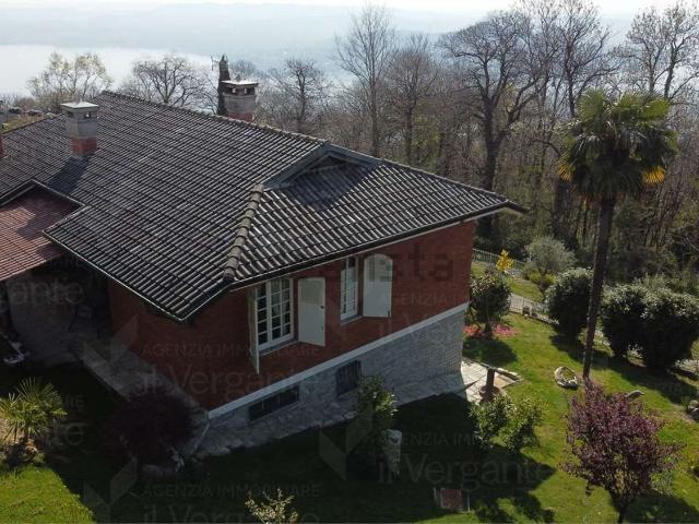 Casa in vendita a Massino Visconti, Novara