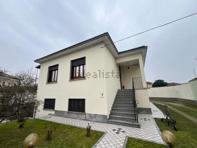 Casa in vendita a Gravellona Lomellina, Pavia