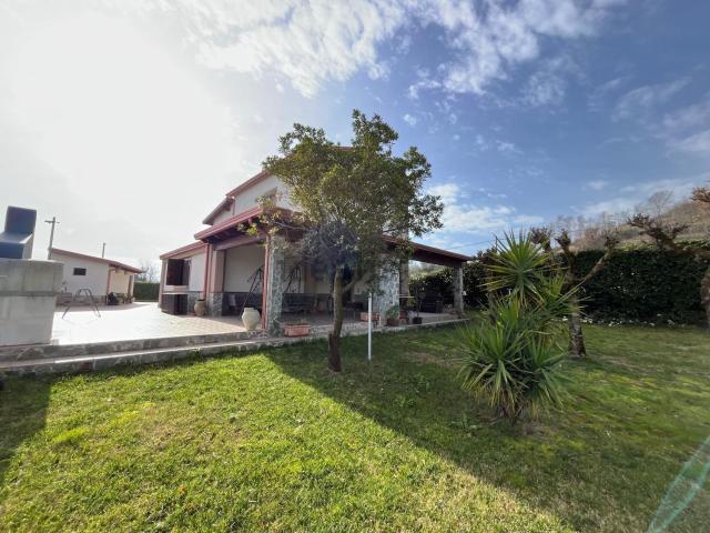 Casa in vendita a Castel Campagnano, Campania