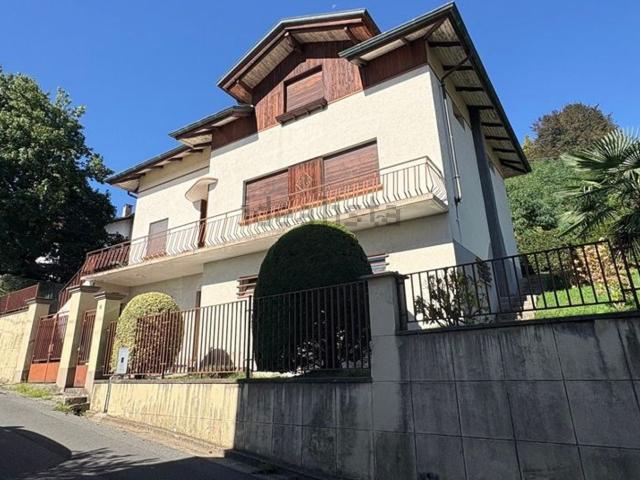 Casa in vendita a Piazzo, Biella
