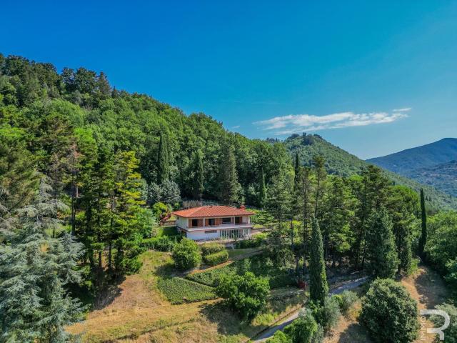 Casa in vendita a Dicomano, Toscana