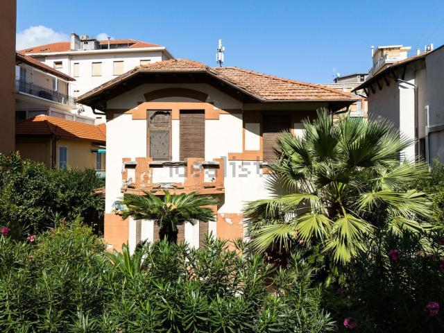 Casa in vendita a Alassio, Liguria