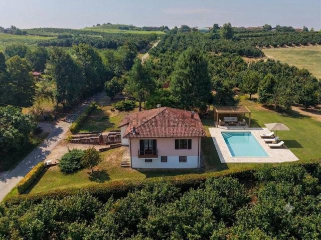 Casa in vendita a Castagnole delle Lanze, Piemonte