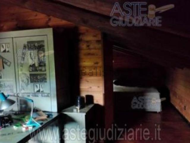 Casa in vendita a Cherasco, Cuneo