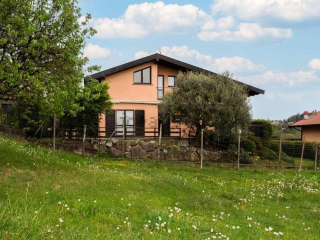 Casa in vendita a Calcinate degli Orrigoni, Varese
