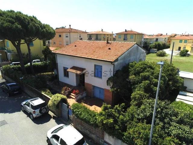 Casa in vendita a Marina di Cecina, Cecina