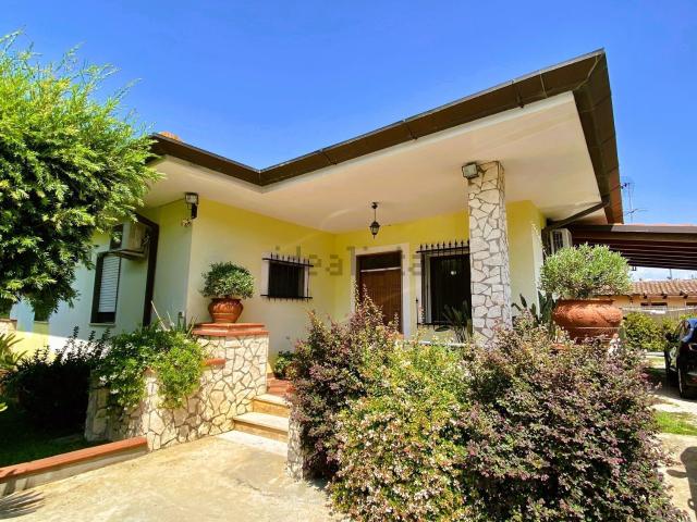 Casa in vendita a Terracina, Lazio