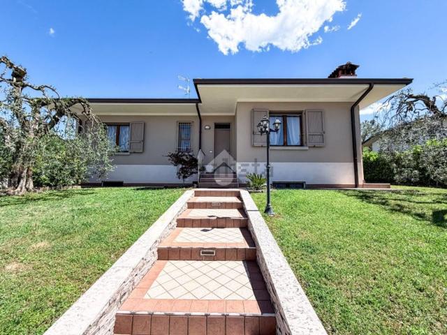Casa in vendita a Muscoline, Lombardia