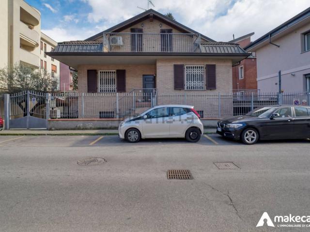 Casa in vendita a Melegnano, Milano
