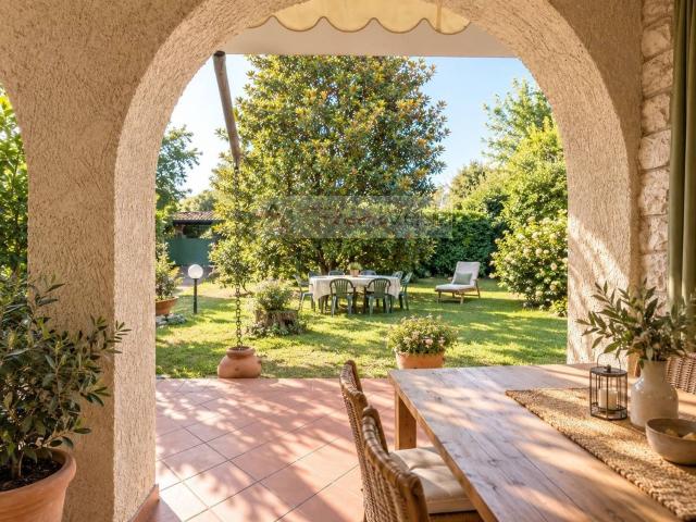 Casa in vendita a Ponterosso, Pietrasanta