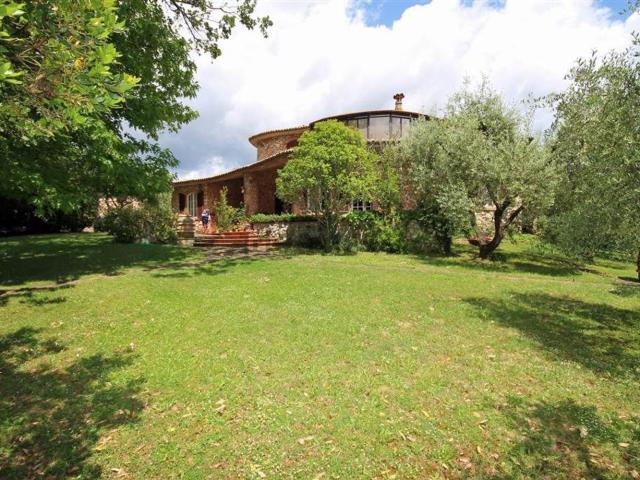 Casa in vendita a Sovicille, Toscana