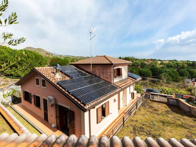 Casa in vendita a Ragala, Nicolosi