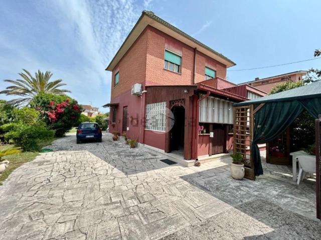 Casa in vendita a Villa Claudia, Roma Capitale