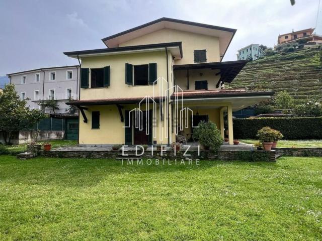Casa in vendita a Capanne, Montignoso