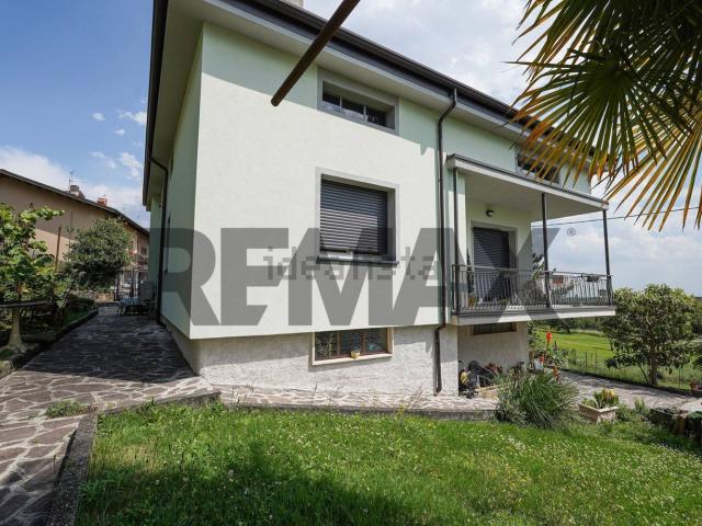 Casa in vendita a Corna, Sotto Il Monte Giovanni