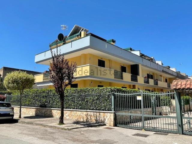 Casa in vendita a Maddaloni, Campania