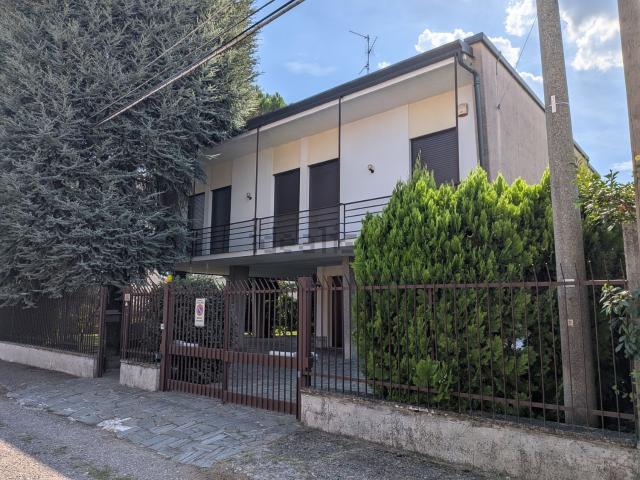Casa in vendita a Canazza, Rescaldina