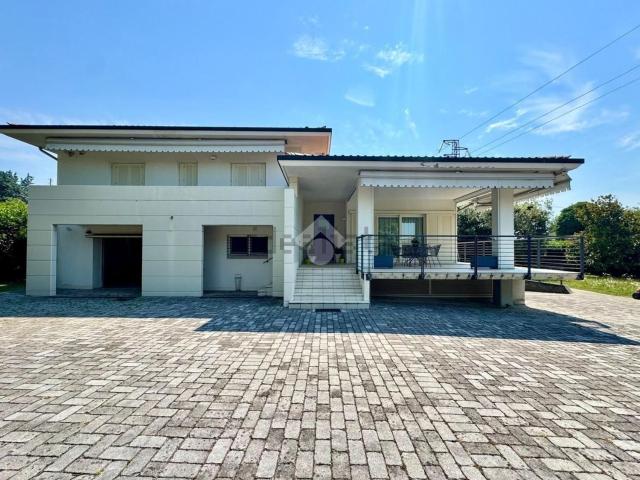 Casa in vendita a Volpago Del Montello, Veneto