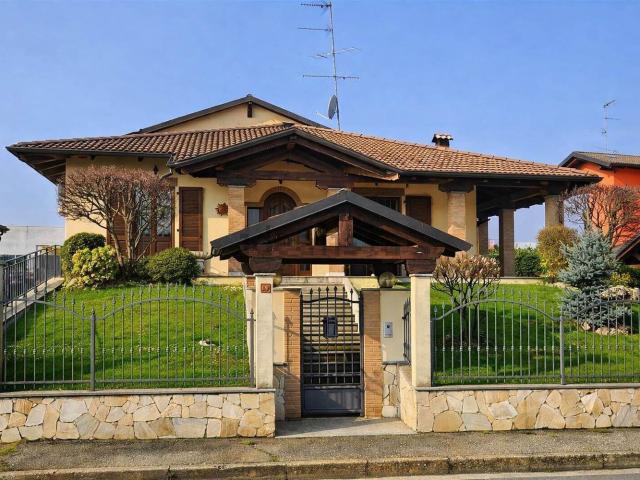 Casa in vendita a Piemonte, Vercelli