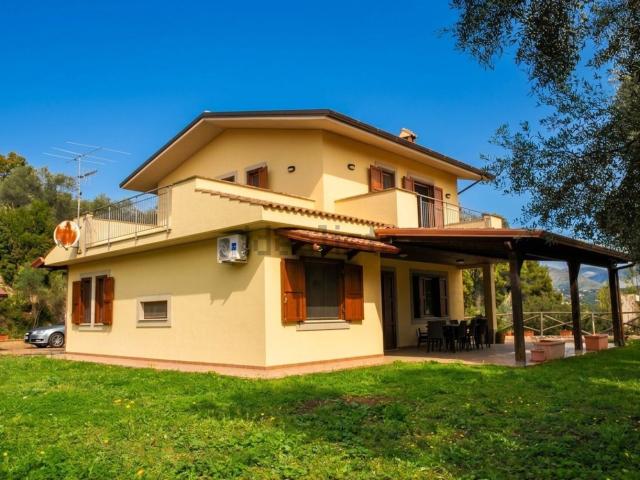 Casa in vendita a Itri, Lazio