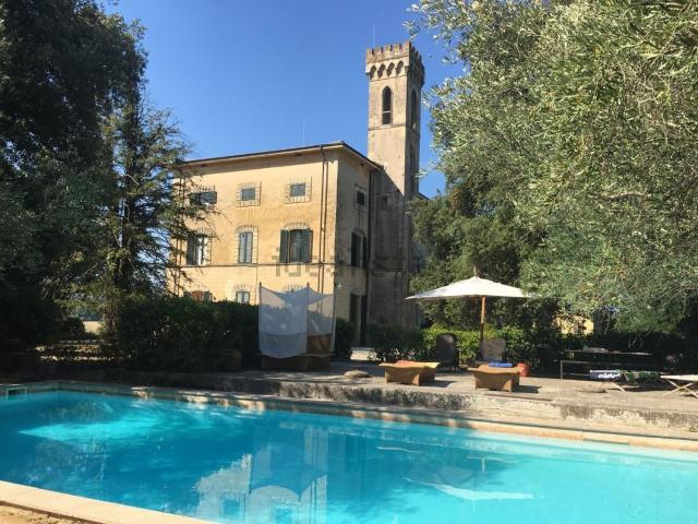 Casa in vendita a Collesalvetti, Toscana