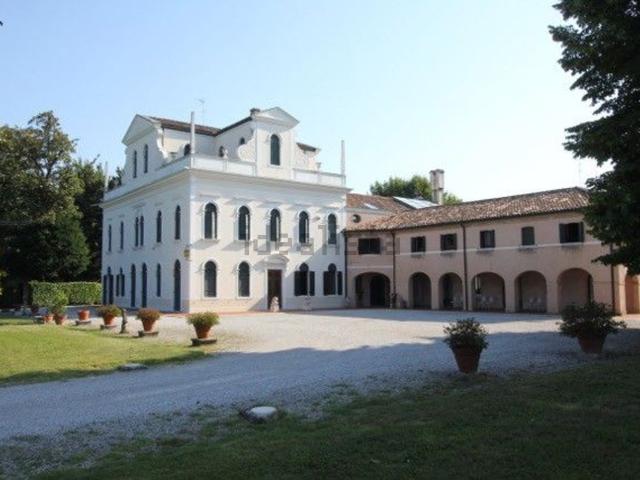 Casa in vendita a Mogliano Veneto, Veneto