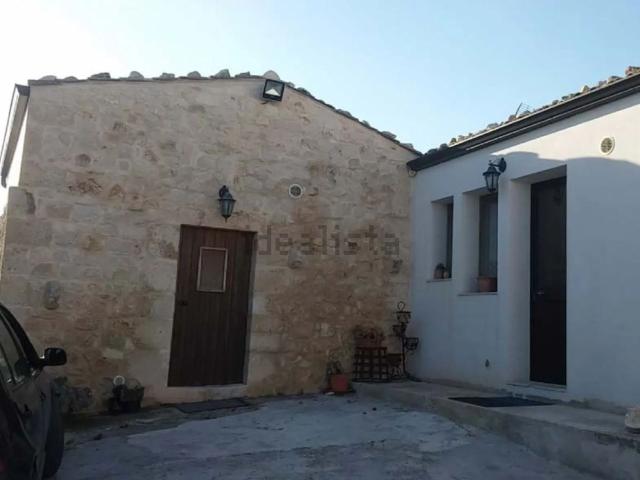 Casa in vendita a Pozzallo, Sicilia