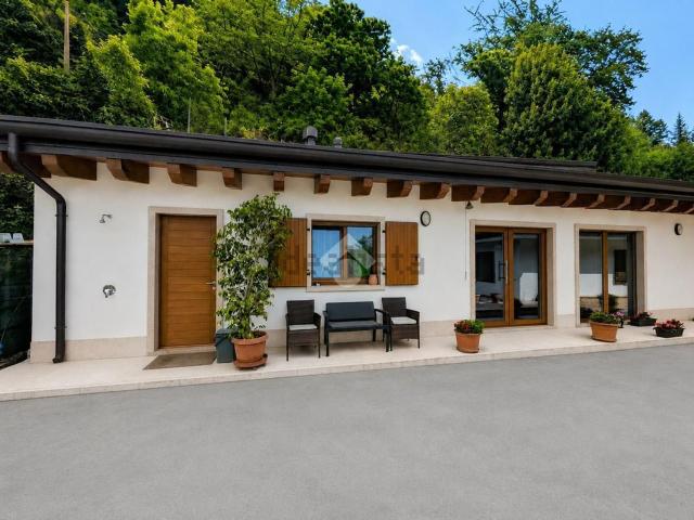 Casa in vendita a Caprino Veronese, Veneto