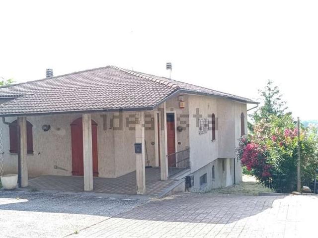 Casa in vendita a Montù Beccaria, Lombardia