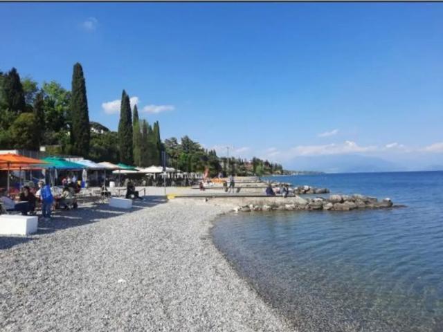 Casa in vendita a Padenghe Sul Garda, Lombardia
