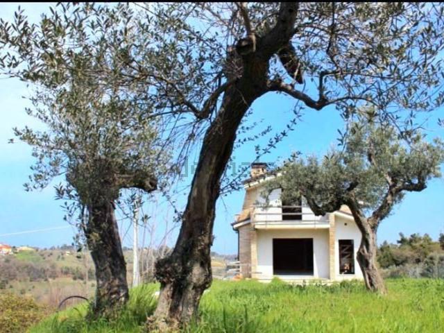 Casa in vendita a Chieti, Abruzzo