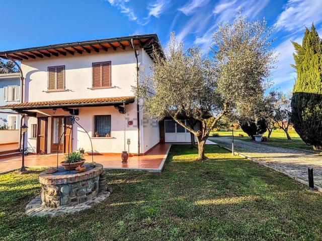 Casa in vendita a Ponte Buggianese, Vione