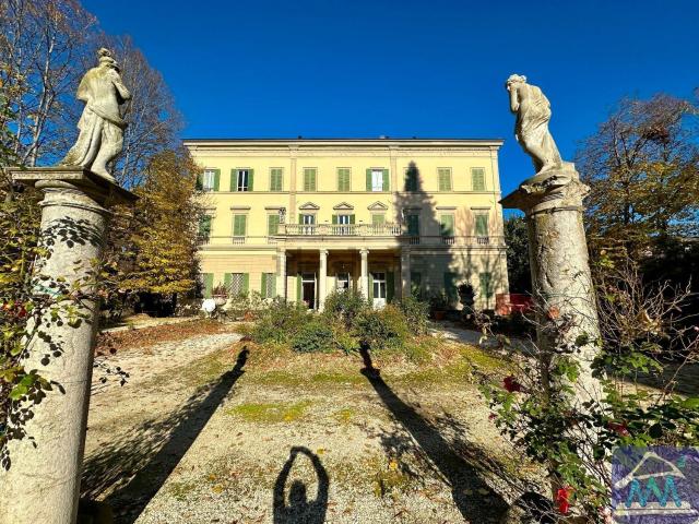 Casa in vendita a Unione delle Terre d'Argine, Novi Di Modena